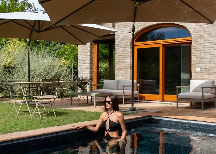 Mulino Di Casa Sforza And Hotel Basilicanova