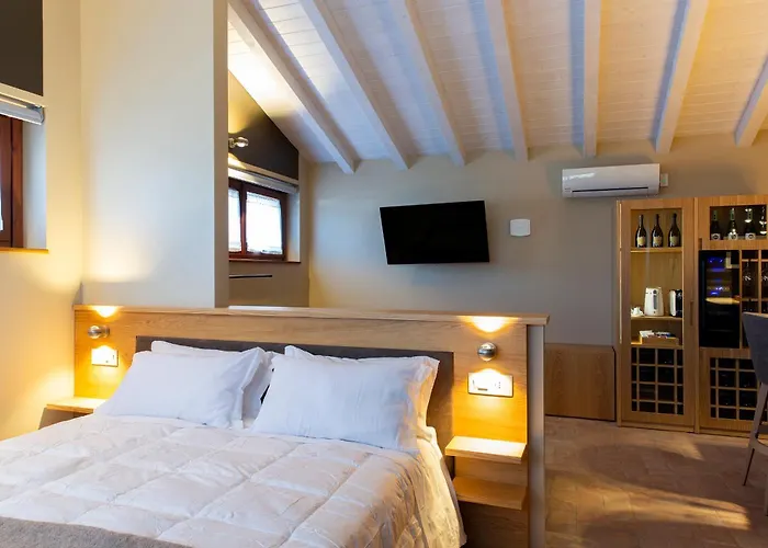 Hotell Mulino Di Casa Sforza And *